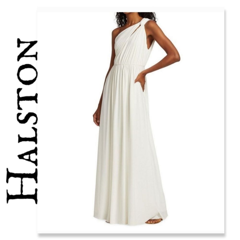 Nwt Halston Michaela Shirred Gown Stunning
